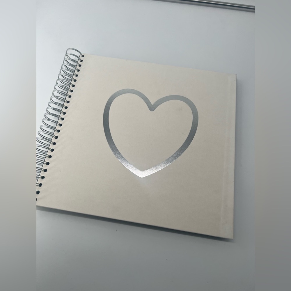 ORDNING & REDA LOVE
Love scrapbook, white insert, 33 x 32 cm